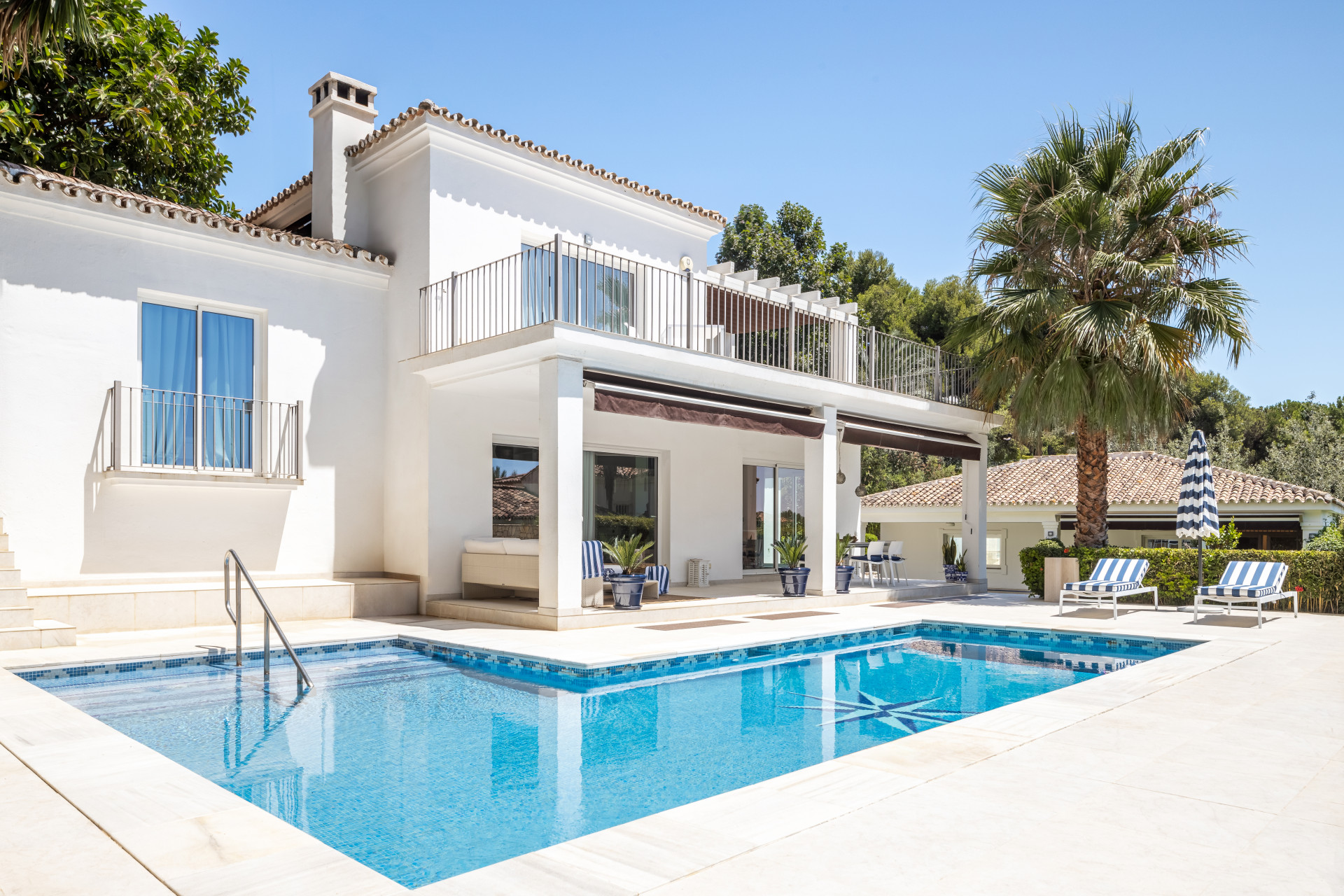 A Deep Dive into the Most Exclusive Marbella Golden Mile Villas