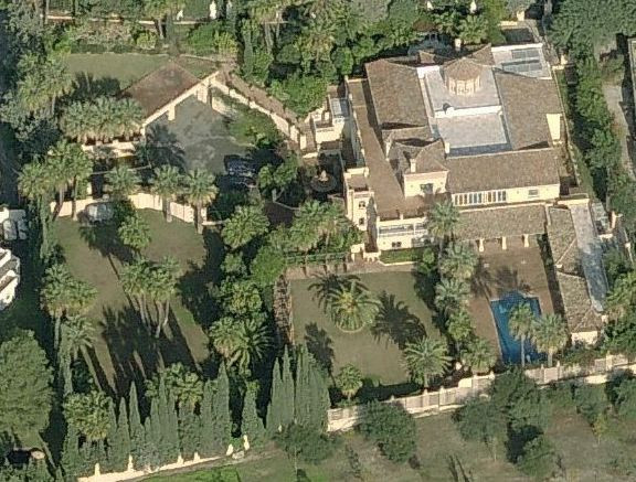 Frontline Golf Villas in Nueva Andalucia: The Ultimate Guide